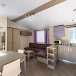 Mobil-home Spacieux 8 Personnes A - Api-1-52-1214 Campingplads