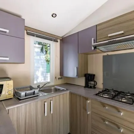 Campingplatz Mobil-home Spacieux 8 Personnes A - Api-1-52-1214 Montblanc